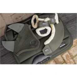 ANKY Fliegenhaube Leafs Port Royale -Geschäft für Reitsportbedarf anky a37423 g071 41.d3a4a7