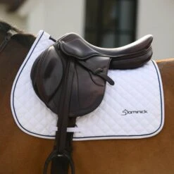 Dominick Schabracke Springen Navy/Weiß Warmblut -Geschäft für Reitsportbedarf dominick dom dominick saddle pad 5.c7bec6