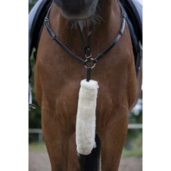 EQUITHÈME Brustgeschirr Fellschutz Teddy Schwarz Warmblut -Geschäft für Reitsportbedarf ekkia z06952 207 503 301 ambi.9606c4