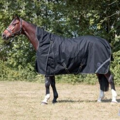 HKM Decken High Neck Innsbruck Glatte Ausführung Schwarz -Geschäft für Reitsportbedarf hkm innsbruck.688f43