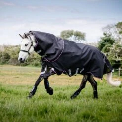 Rambo Supreme Turnout Lite 0g Navy/Burgund/Dusty Blue