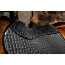 Horseware Schabracke Comfort Tech Springen Weiß Vollblut/Warmblut -Geschäft für Reitsportbedarf hw dahtlc k000 horseware tech comfort pad 11.cb9743