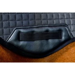 Horseware Schabracke Comfort Tech Springen Weiß Vollblut/Warmblut -Geschäft für Reitsportbedarf hw dahtlc k000 horseware tech comfort pad 7.c9fdba