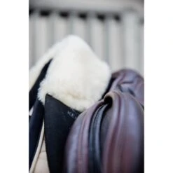 Kentucky Horsewear Kentucky Sattelunterl Impact Equalizer Schaffell Schwrz 10mm -Geschäft für Reitsportbedarf kentucky 42587 01 12.4de1ac