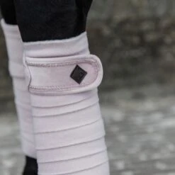 Kentucky Horsewear Kentucky Bandagen Polar Fleece Velvet Pearls Pine Green Warmblut -Geschäft für Reitsportbedarf kentucky bandages polar fleece velvet pearls sr 1.d474ff