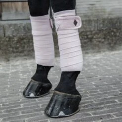 Kentucky Horsewear Kentucky Bandagen Polar Fleece Velvet Pearls Pine Green Warmblut -Geschäft für Reitsportbedarf kentucky bandages polar fleece velvet pearls sr.76aa6e