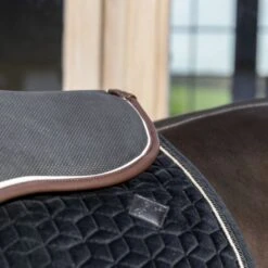 Kentucky Horsewear Kentucky Sattelunterleger Halfpad Absorb Black/White/Brown -Geschäft für Reitsportbedarf kentucky zadelonderlegger halfpad absorb black white brown 2.1b52ff