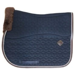 Kentucky Horsewear Kentucky Horse Schabracke Skin Friendly Springen Navy Warmblut 22 Kentucky Horsewear Kentucky Horse Schabracke Skin Friendly Springen Navy Warmblut -Geschäft für Reitsportbedarf kentuckyhorsewear 42468 03 sj.d05b03