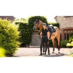 LeMieux Satteldecke Jumping Puissance Wildleder Schwarz -Geschäft für Reitsportbedarf lemieux it03806 lifestyle puissancesuedeccpad black 6 16x9.a6123e