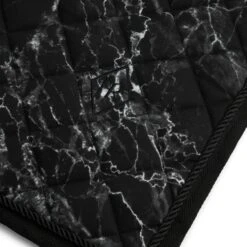 Mrs. Ros Schabracke Charmer Dressur Marble Black Vollblut -Geschäft für Reitsportbedarf mrs 1222 dekje zwart marble logo detail dekje 1.6029a5