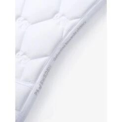 PS Of Sweden Schabracke Ruffle Dressur Schwarz 19 PS Of Sweden Schabracke Ruffle Dressur Schwarz -Geschäft für Reitsportbedarf ps ruffle quote white 1369 1500x2000.637156