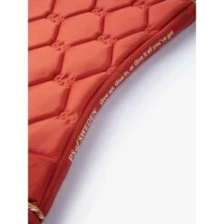 PS Of Sweden Schabracke Signature Dressur Dark Navy -Geschäft für Reitsportbedarf ps signature quonte burnt orange 0451 1500x2000.138f2a