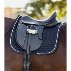 Waldhausen Schabracke Classic Dressur Burgunderrot Warmblut -Geschäft für Reitsportbedarf wald 1116805 d 10.0a0f80